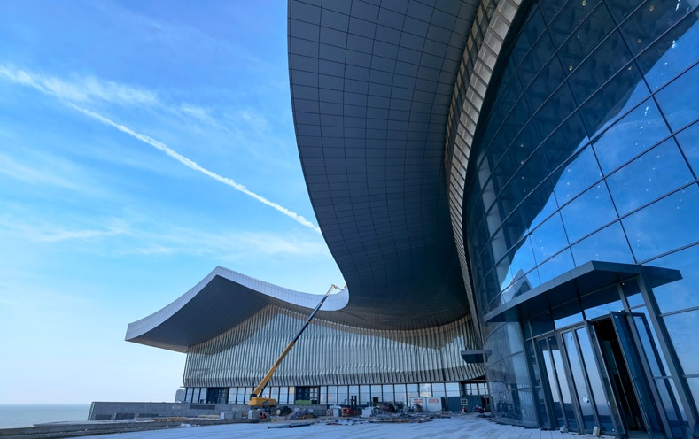 ���_�˽Ǟ����H��չ����